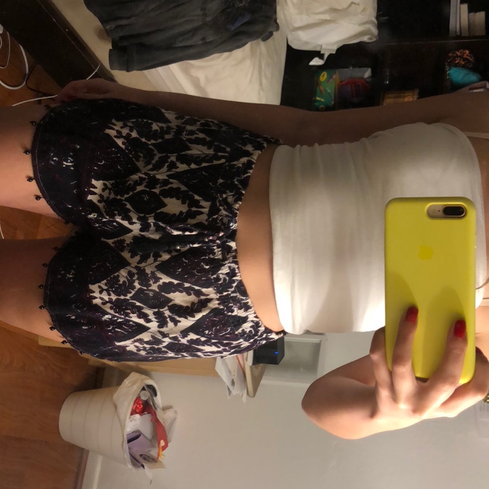 Flowy patterned bohemian shorts